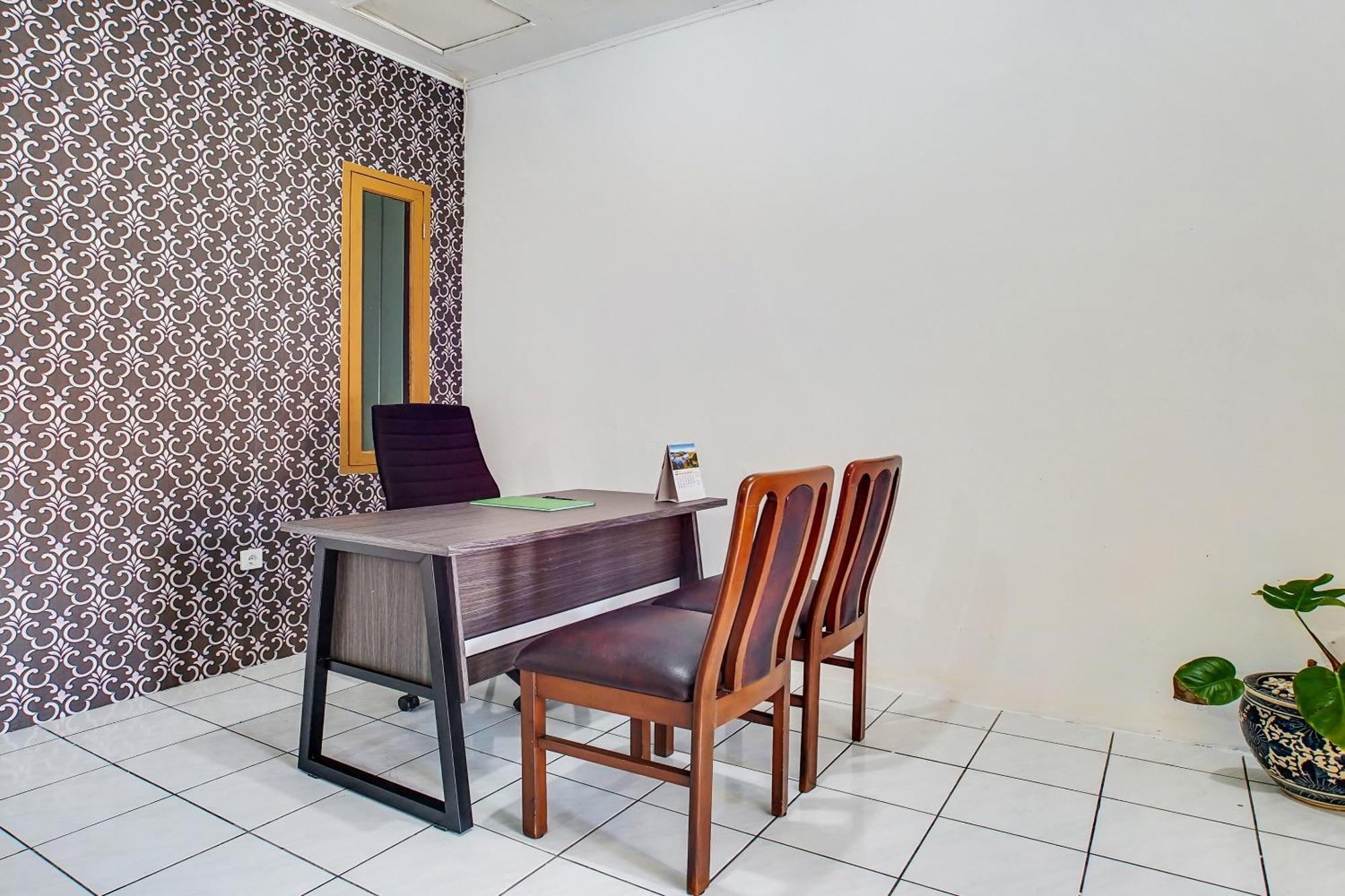 Spot On 91117 Sriwijaya Residence Syariah Bandung Exterior foto
